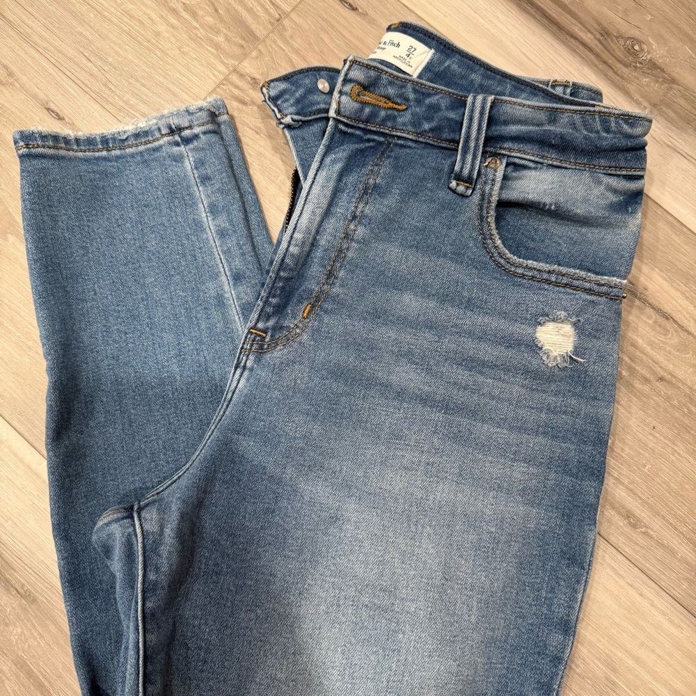 Abercrombie & Fitch Super Skinny High Rise Jeans – Size 27 Short - Picture 9 of 9